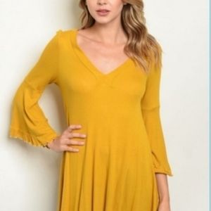 Cute yellow bell sleeved top NWT
